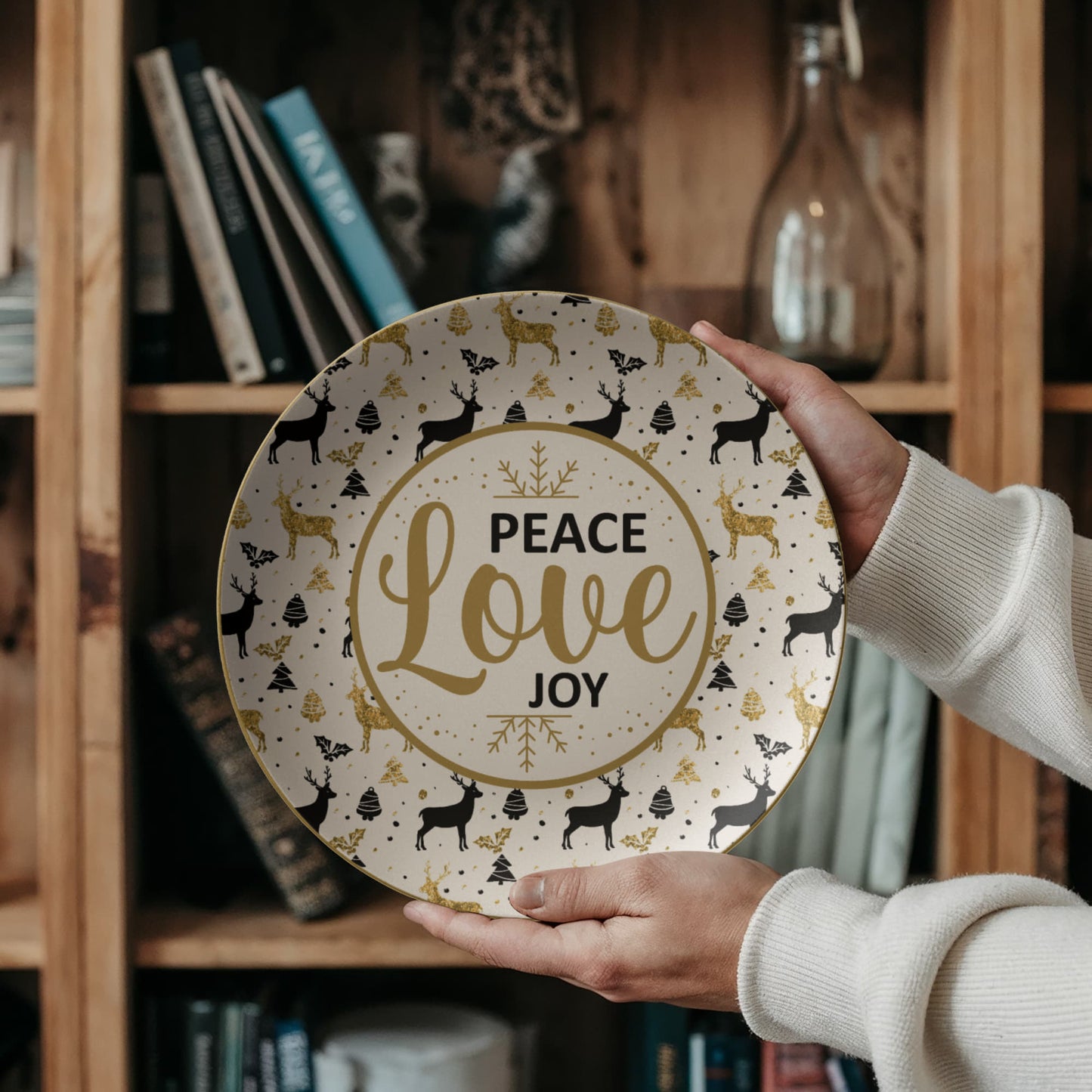 Peace Love Joy Christmas Plate – Elegant Holiday Décor with Gold Reindeer Design